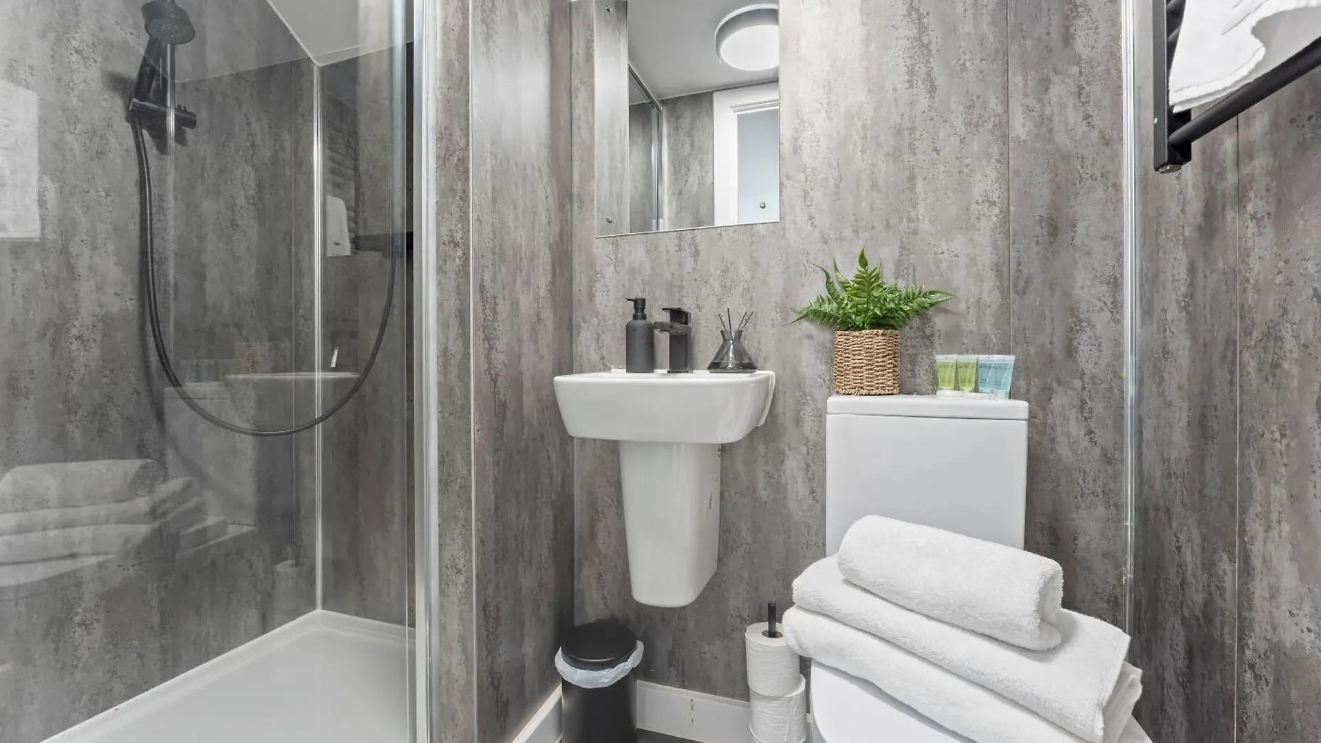 Chic City Loft - Central - Contractors - 1 Bed Nottingham
